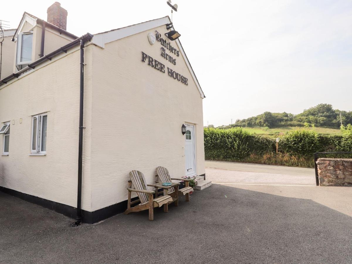 Butchers Arms Cottage Nercwys Dış mekan fotoğraf